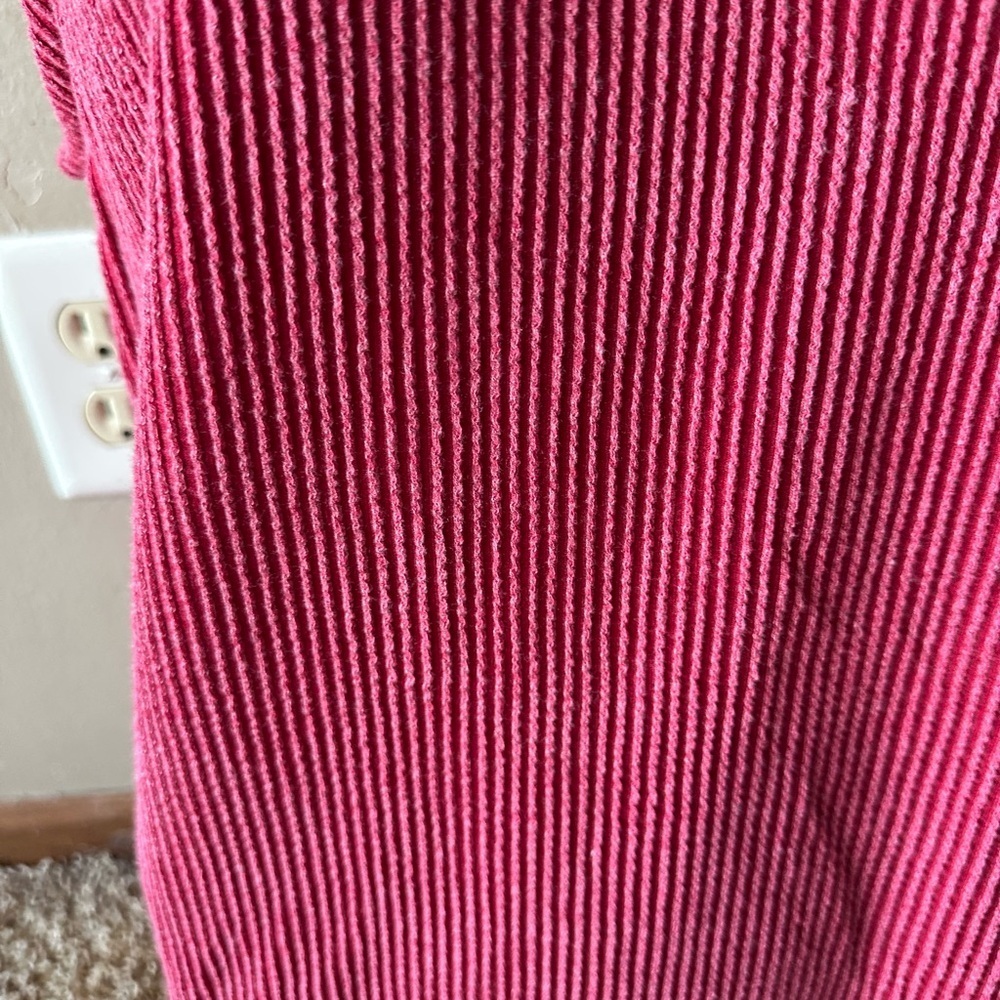 Blue Buttercup Short Sleeve Ruffled Ribbed Red Blouse - Picture 3 of 8